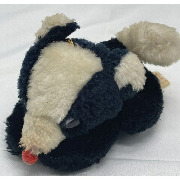 VINTAGE Fun World SKUNK Plush 5" Black and White Tail Stuffed Animal Toy RARE - Picture 3 of 14